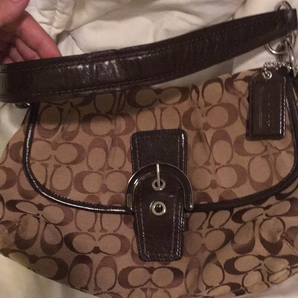 Authentic Coach shoulder bag - Picture 2 of 4